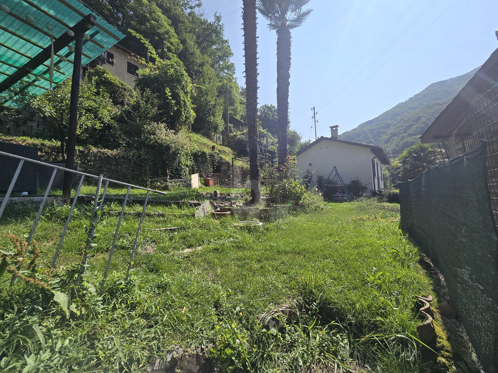 TRANQULLA E SPAZIOSA CON GIARDINO - 2