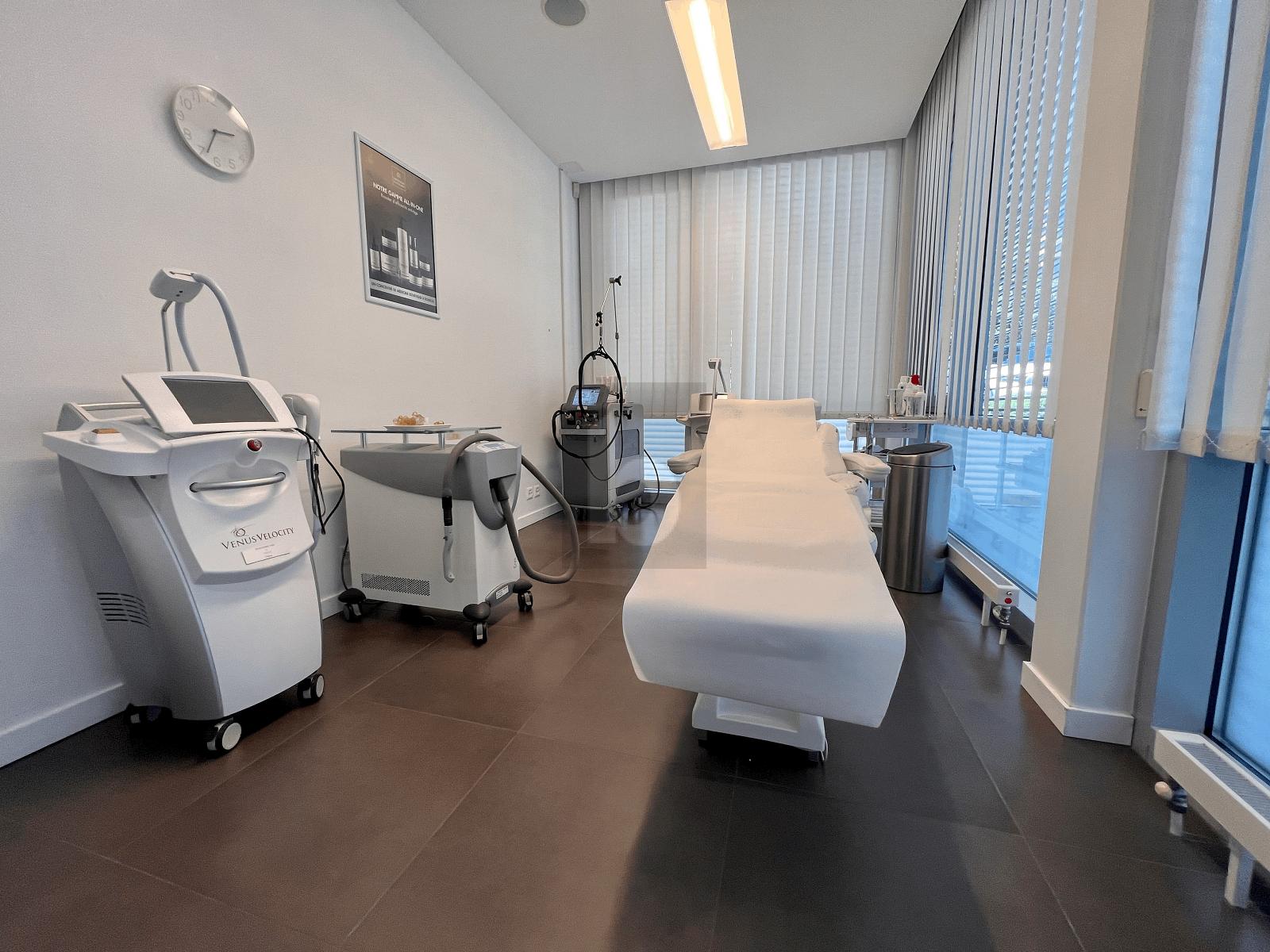 CABINET MEDICAL OU BUREAUX - 3