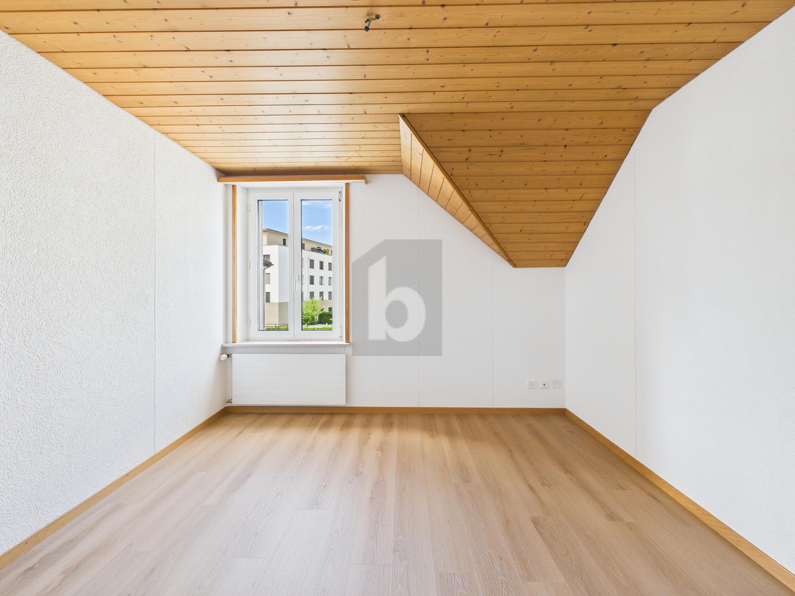 RUSTIKAL UND GEMÜTLICH - 1