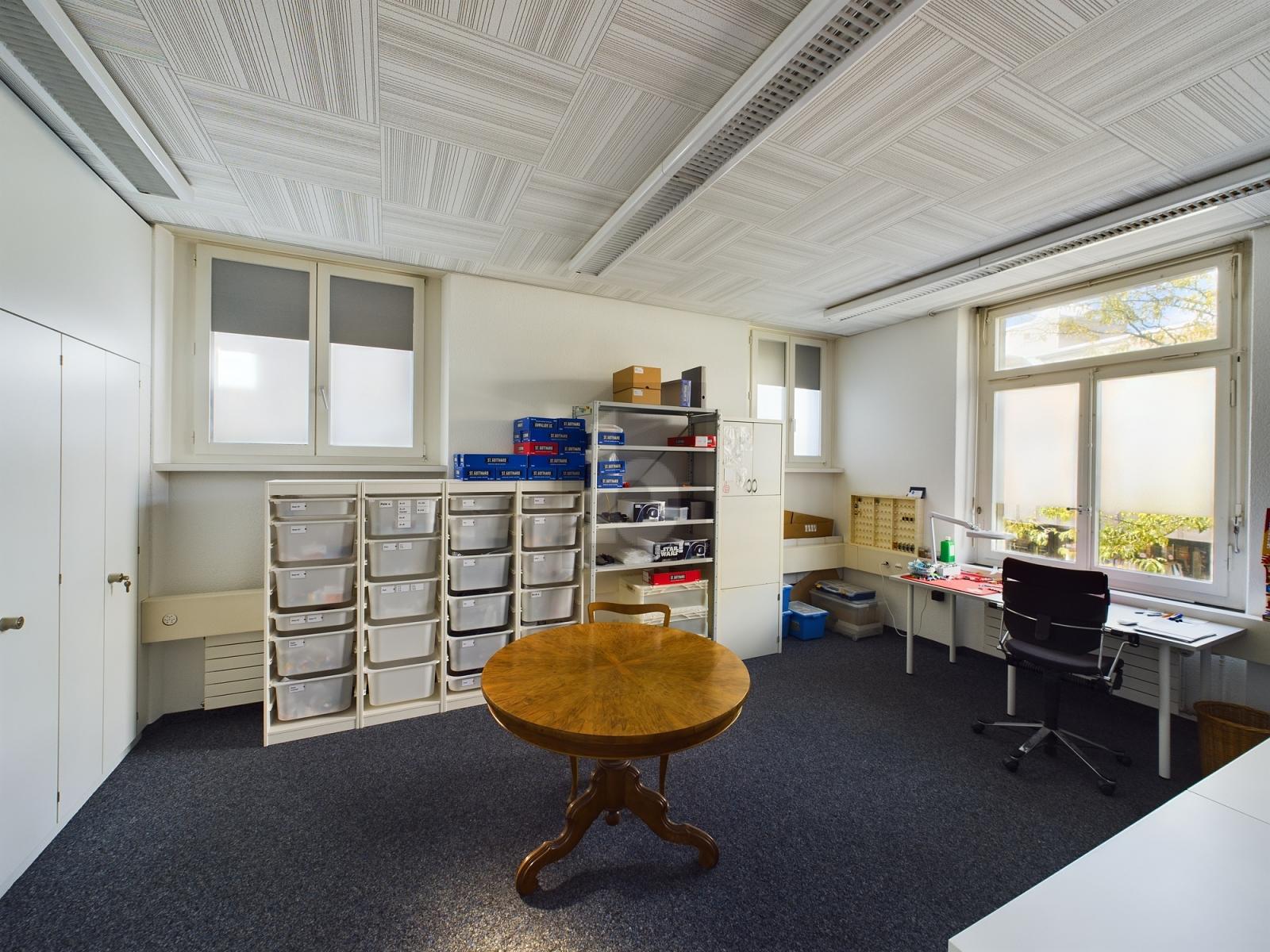 ZENTRAL UND PRAKTISCH - 3