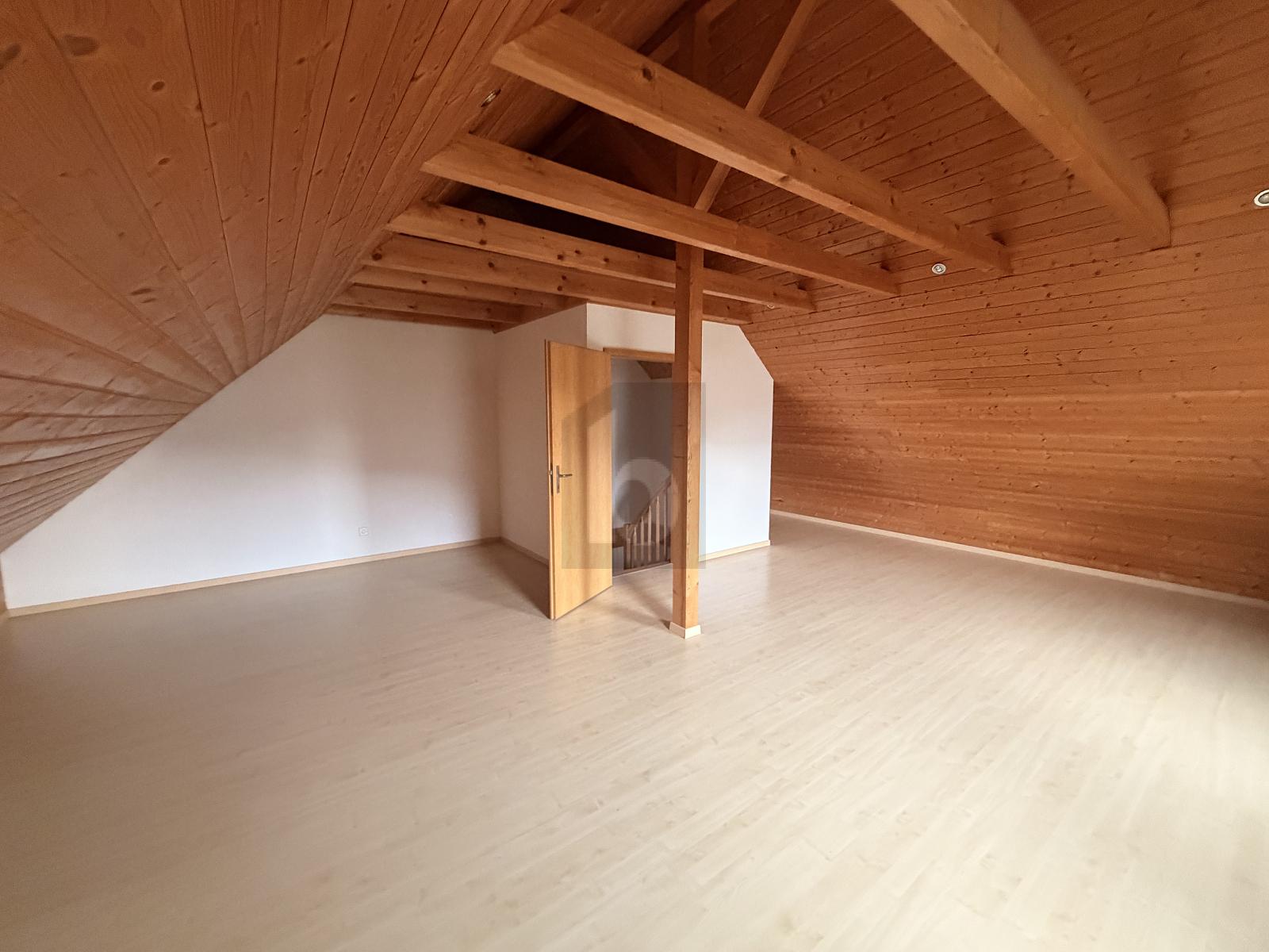 FAMILIENFREUNDLICHES DOPPELEINFAMILIENHAUS - 3