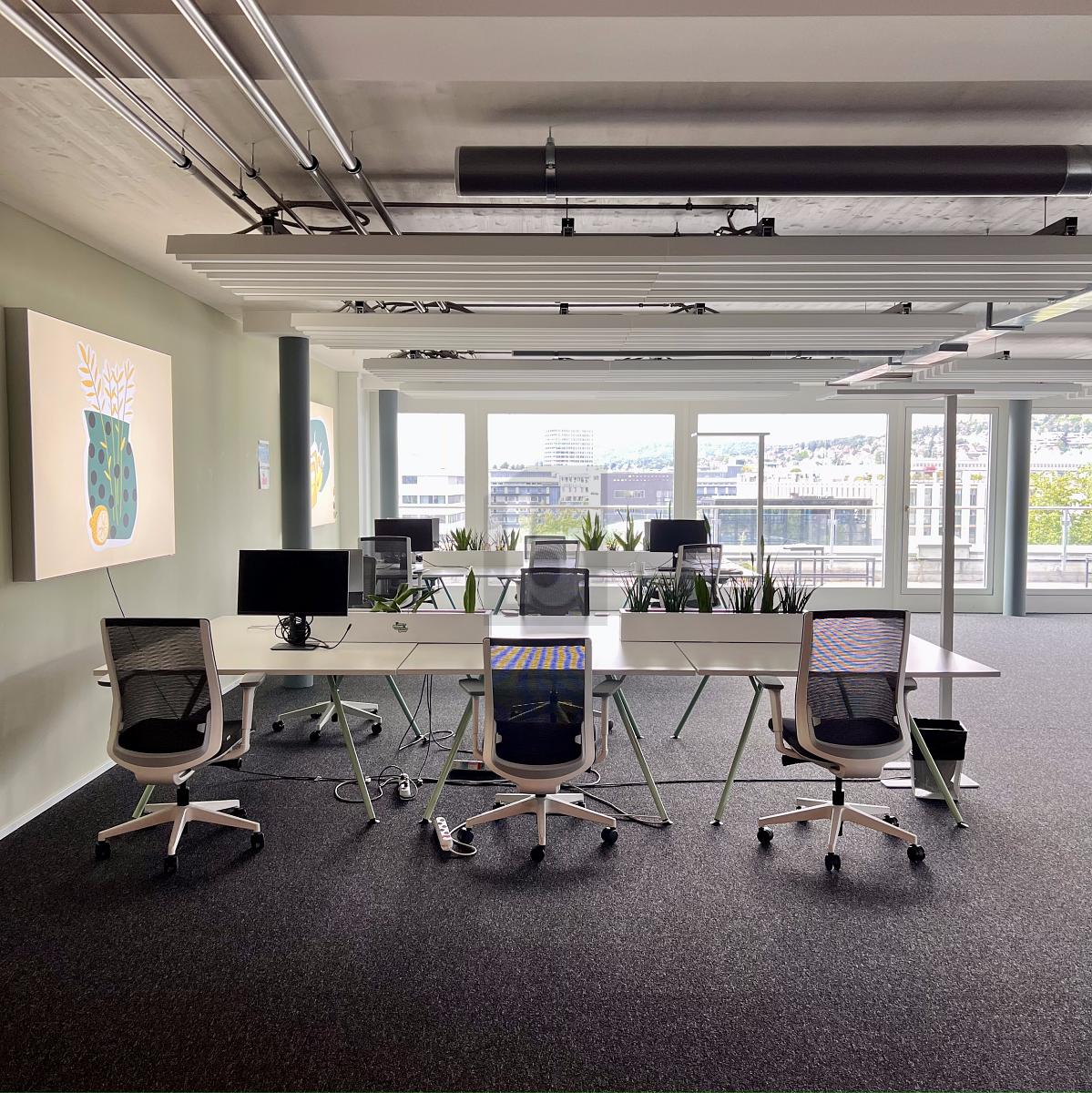 HELLES BÜRO ZUR UNTERMIETE BEIM SCHIFFBAU - 1