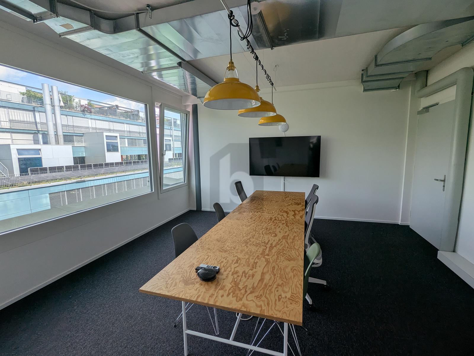 HELLES BÜRO ZUR UNTERMIETE BEIM SCHIFFBAU - 3