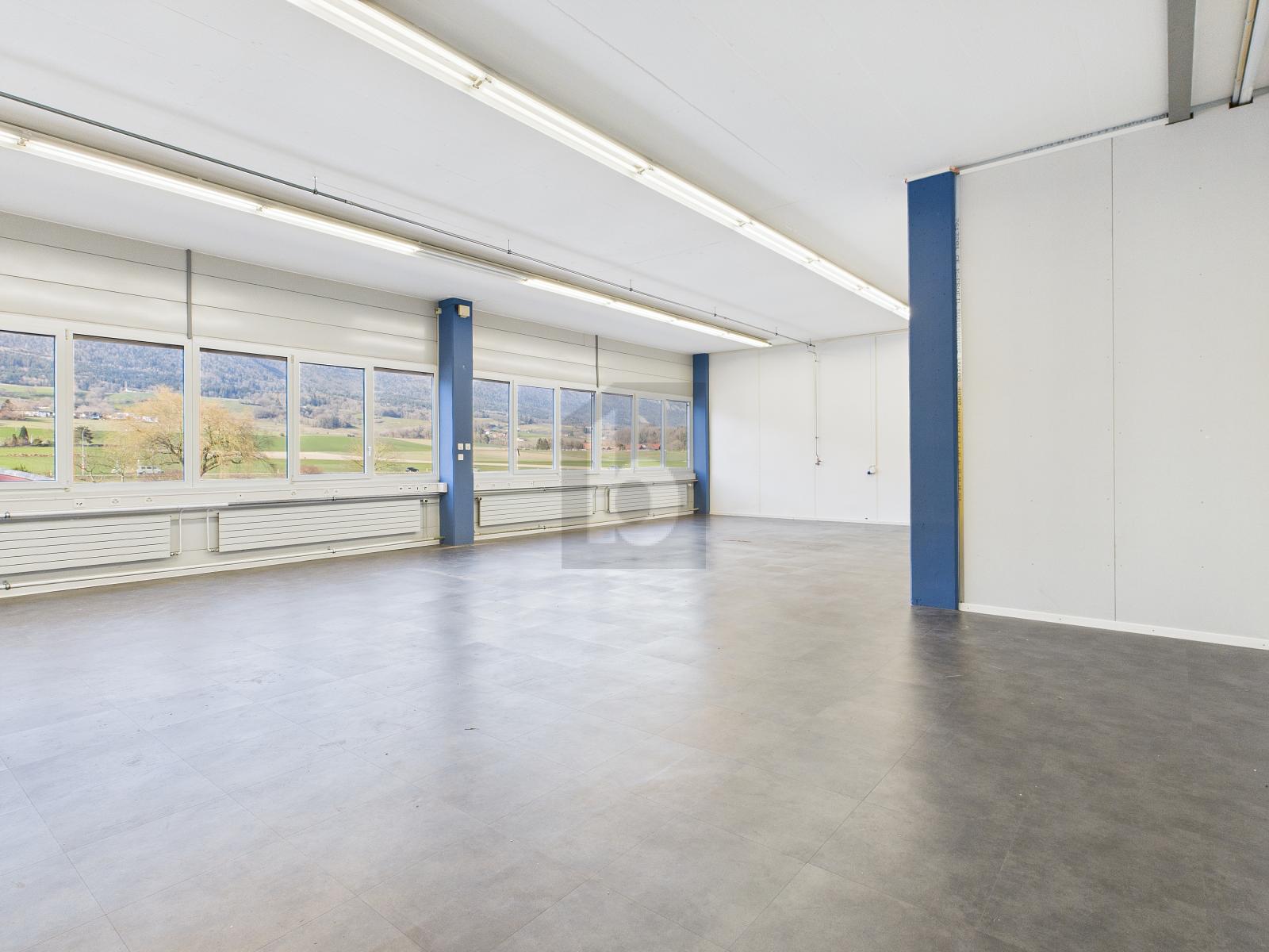 GROSSZÜGIG MIT WEITSICHT - 1