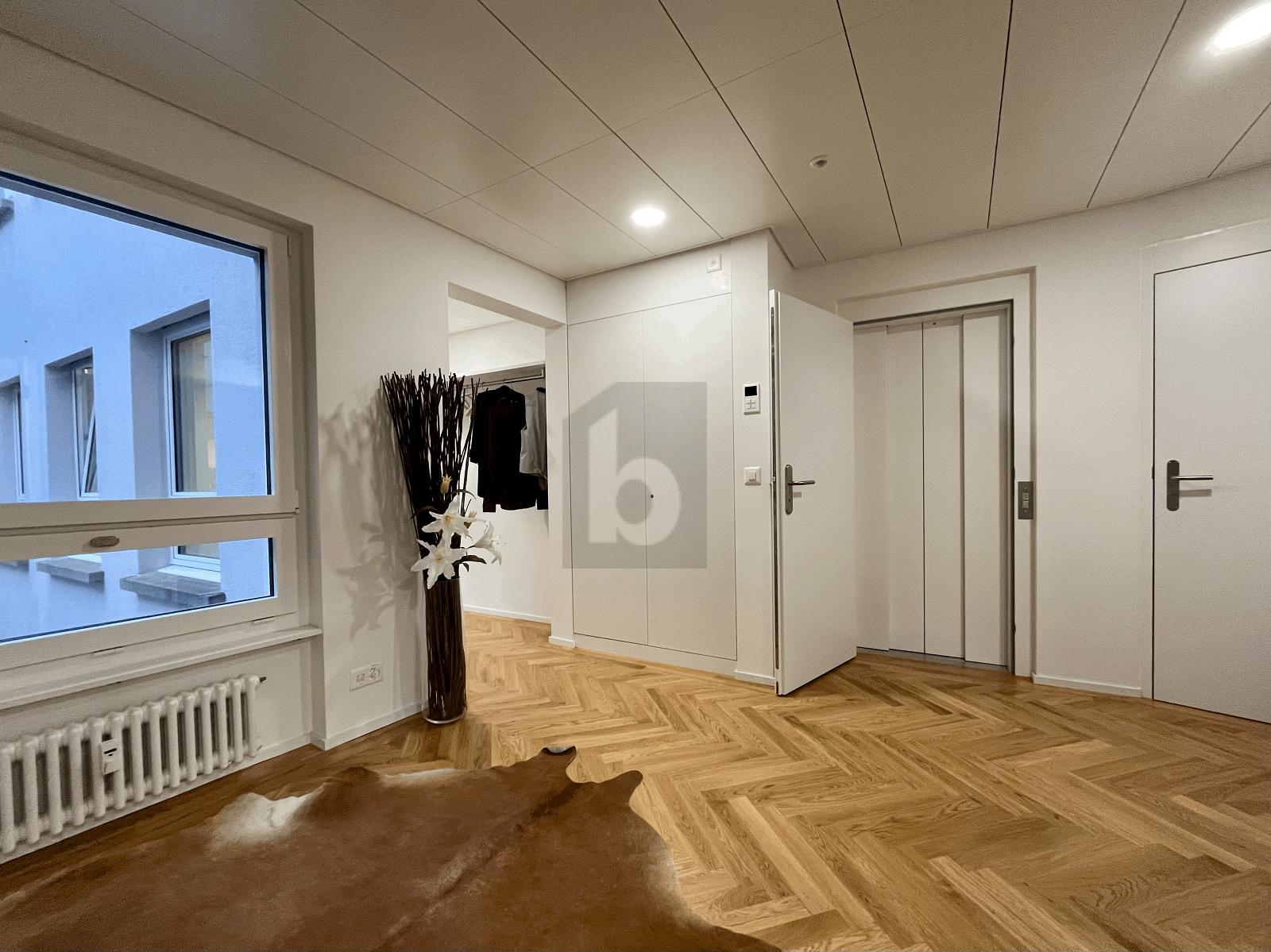 TOP LAGE AM PARADEPLATZ - 1