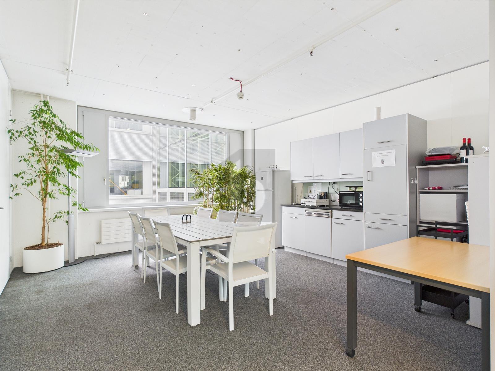 MODERN AN TOP LAGE - 4