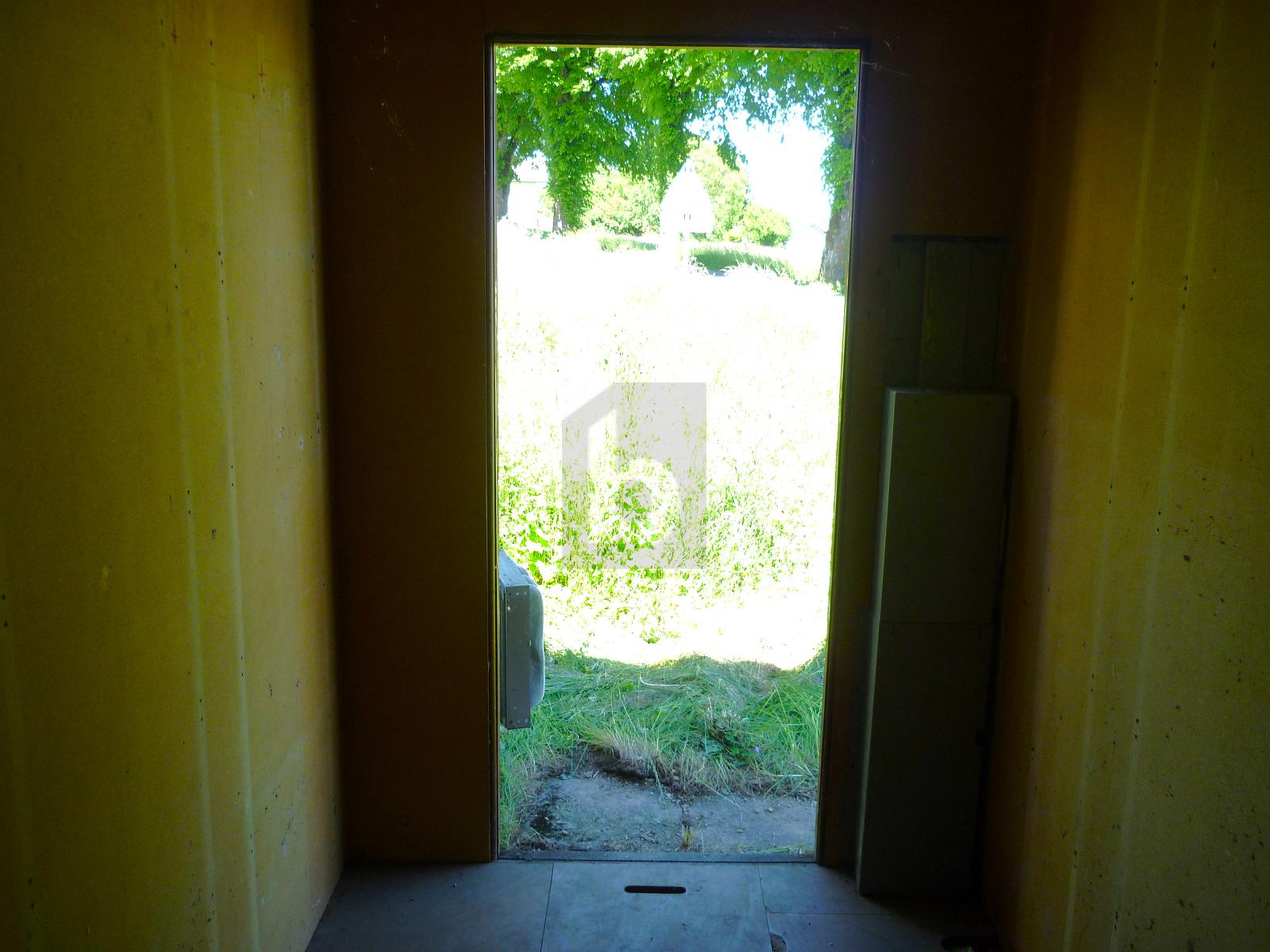 PETITE CABANE POUR STOCKAGE - 3