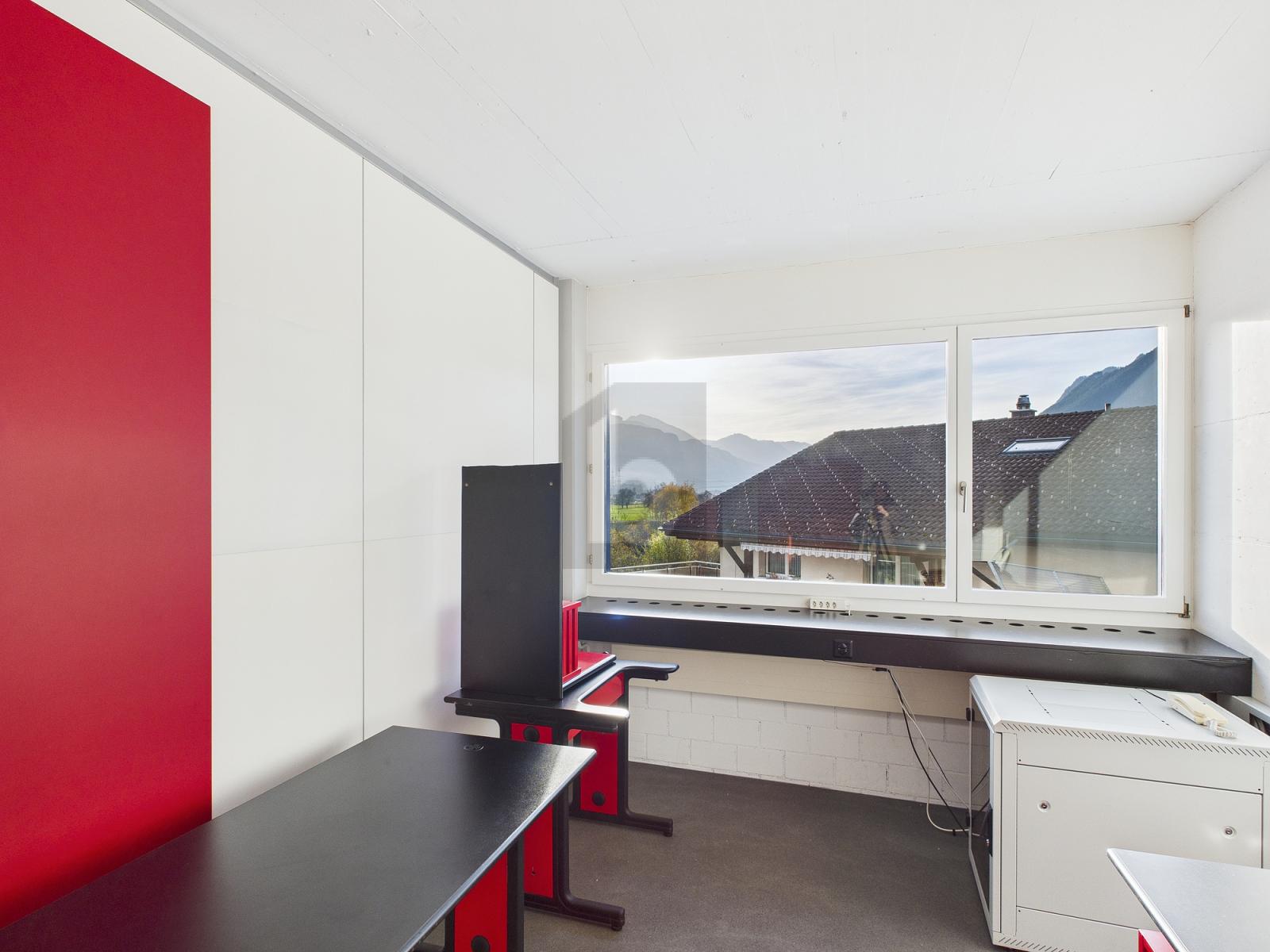 PERFEKTE LAGE FÜR IHREN ERFOLG - 2