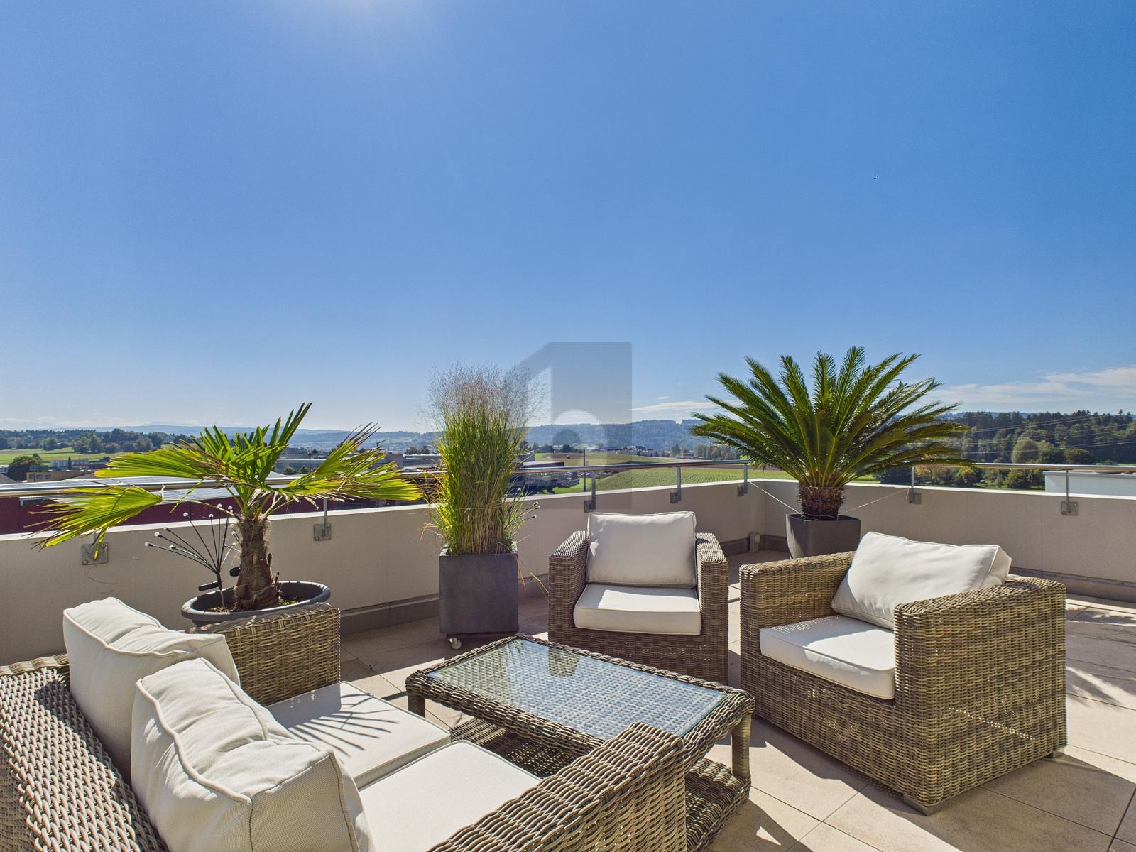 EXKLUSIVES JUWEL MIT WEITSICHT - 0