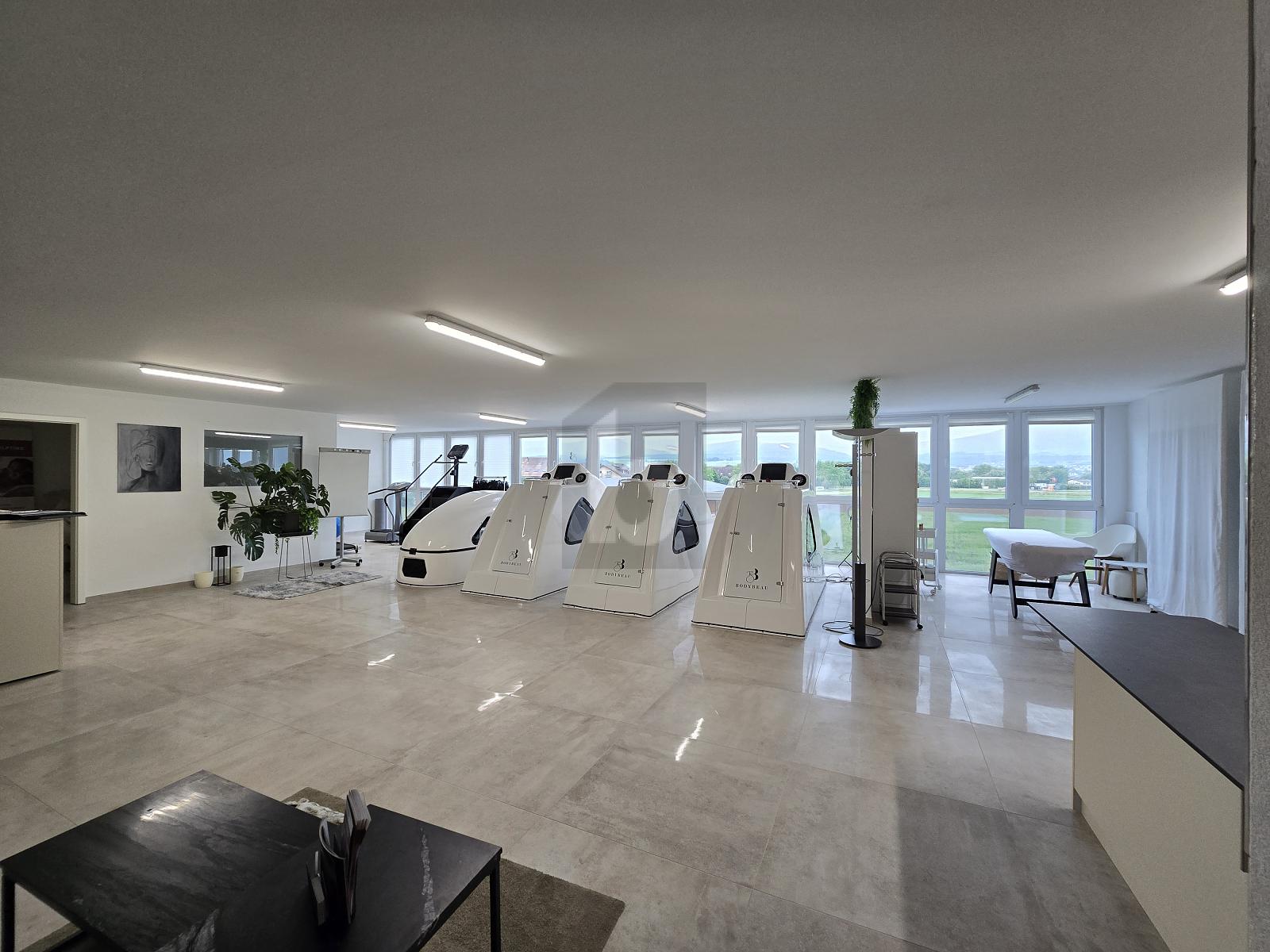 ESPACE NEUF LUMINEUX ET MODULABLE - 0