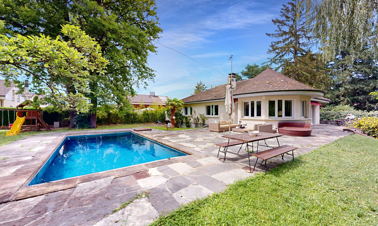 Close to the city center and the international organizations - 2