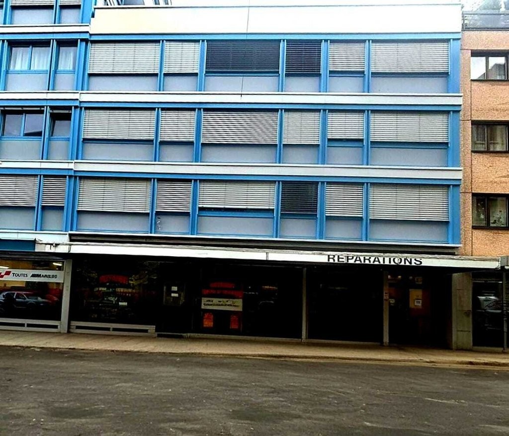 Arcade spacieuse et lumineuse au coeur des Acacias - 243 m2 - 0