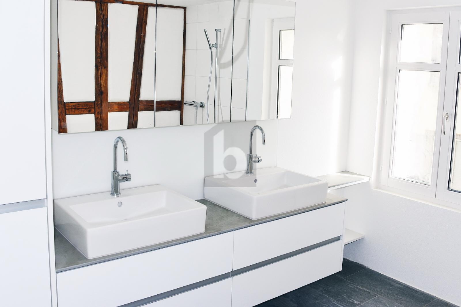 ZENTRAL, MIT GARTENSITZPLATZ - 2