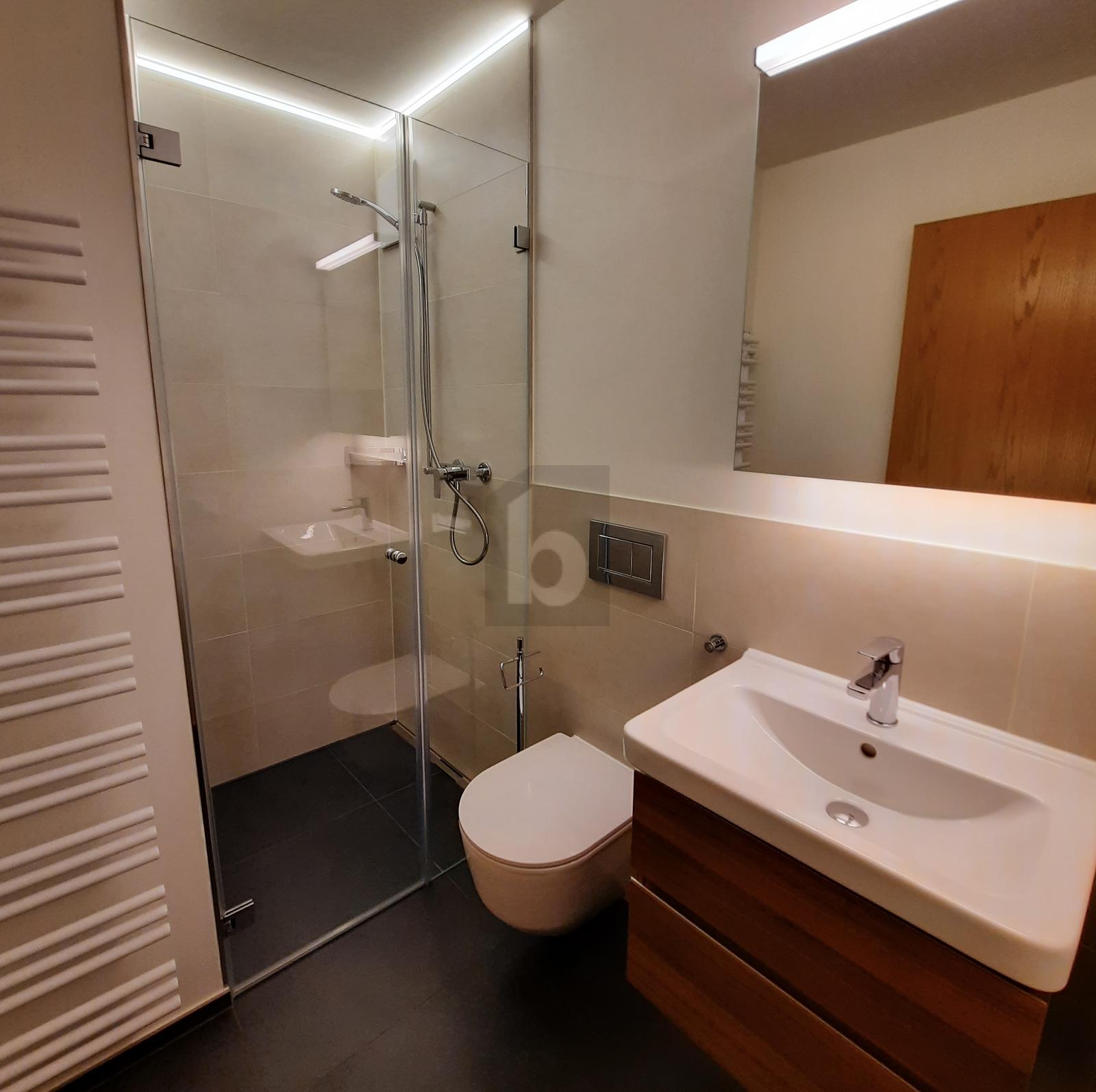 MODERNE AUSSTATTUNG AN ZENTRALER LAGE - 2