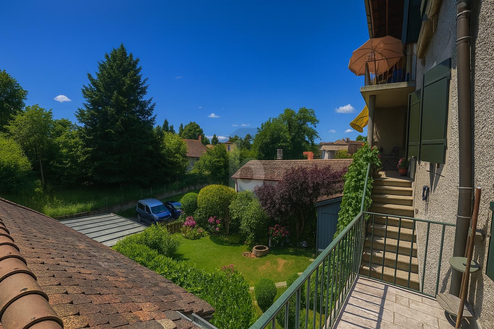 PRIX TOP ! MAISON DE VILLE AUTHENTIQUE AVEC BALCON - 0