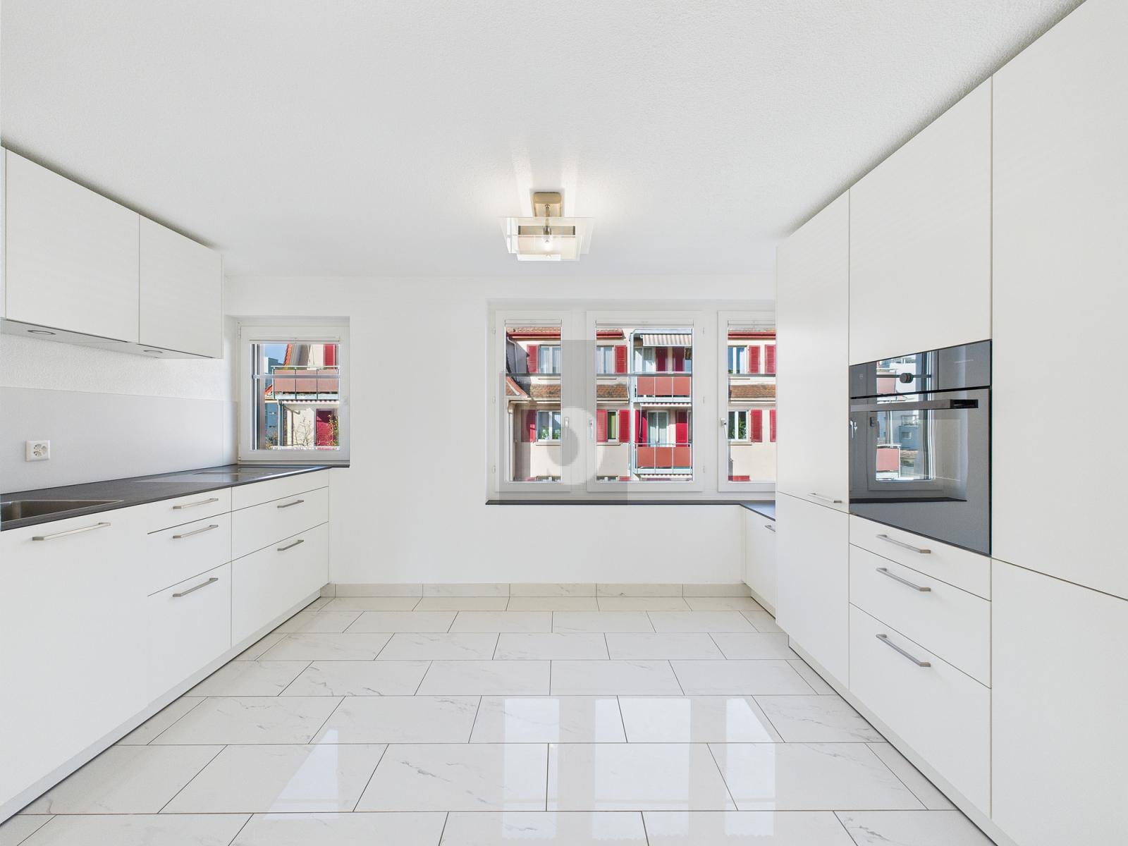 CHARMANT, MIT EIGENER KLIMAANLAGE - 2