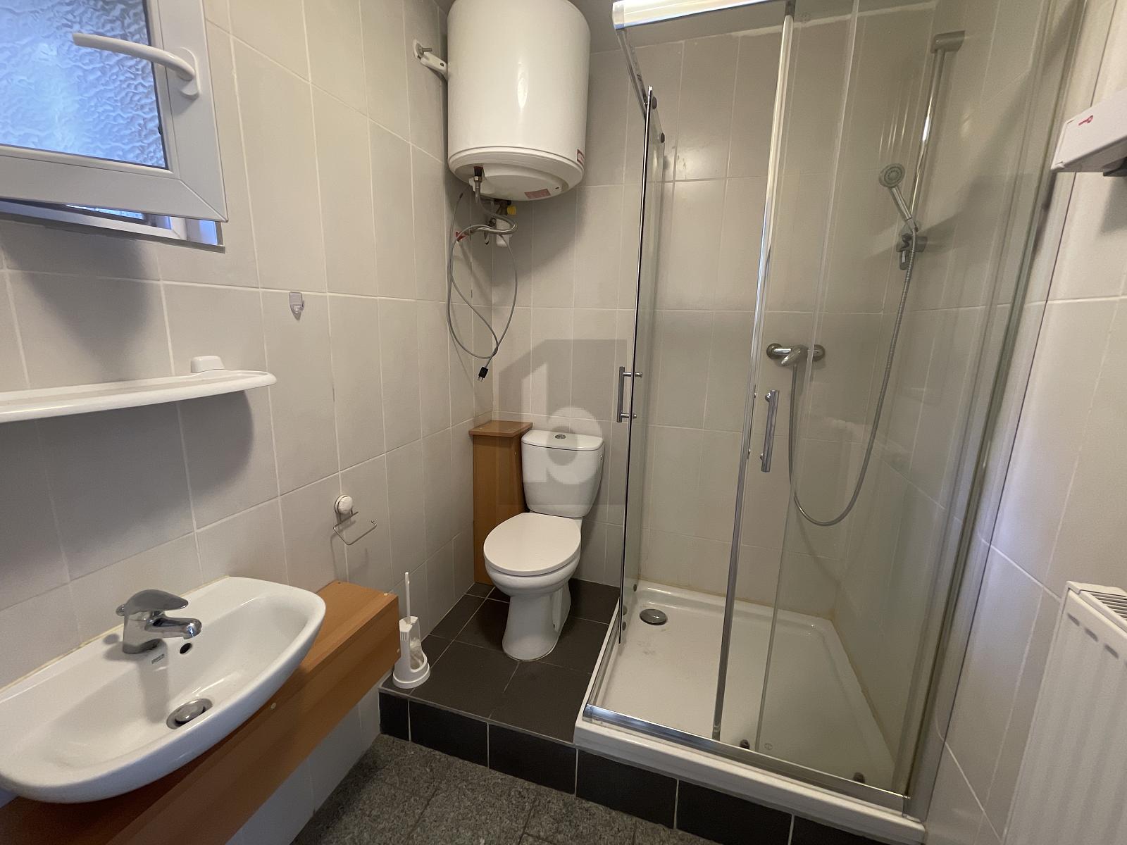 VIELSEITIG NUTZBAR AN ZENTRALER LAGE - 3