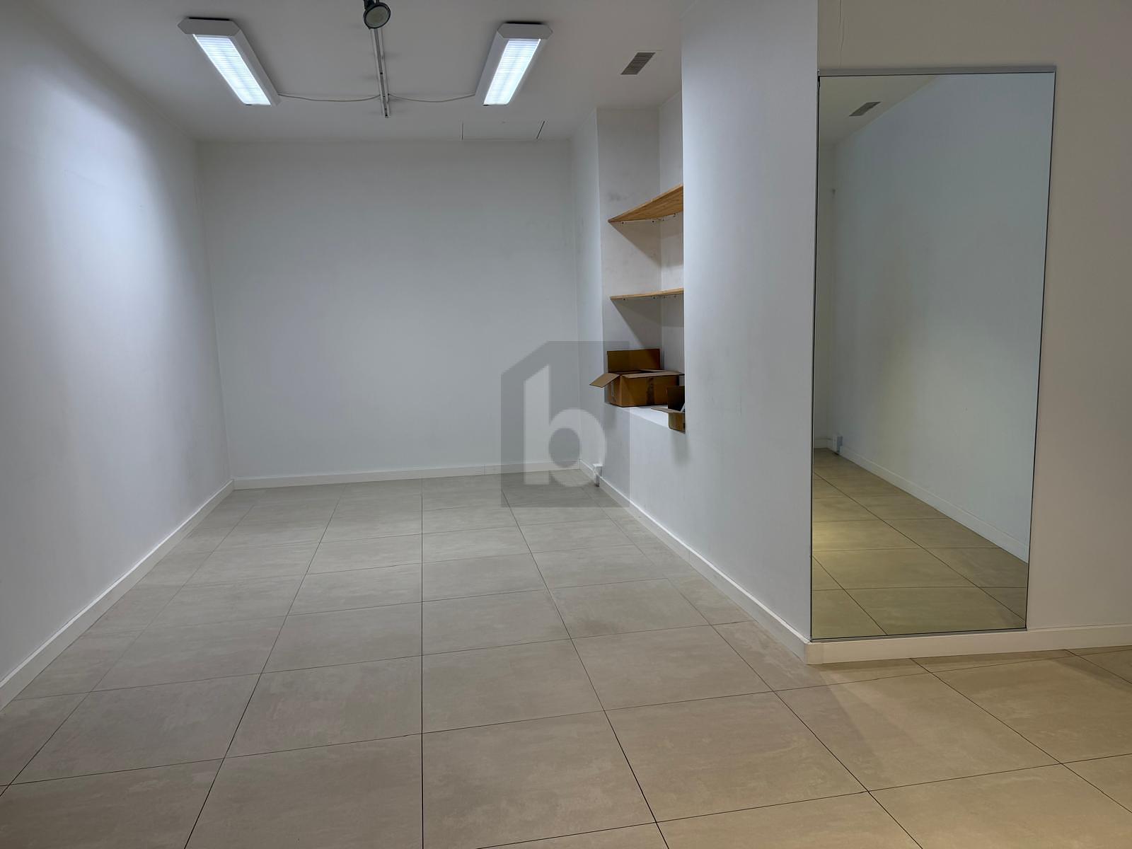 EMPLACEMENT IDEAL - 2