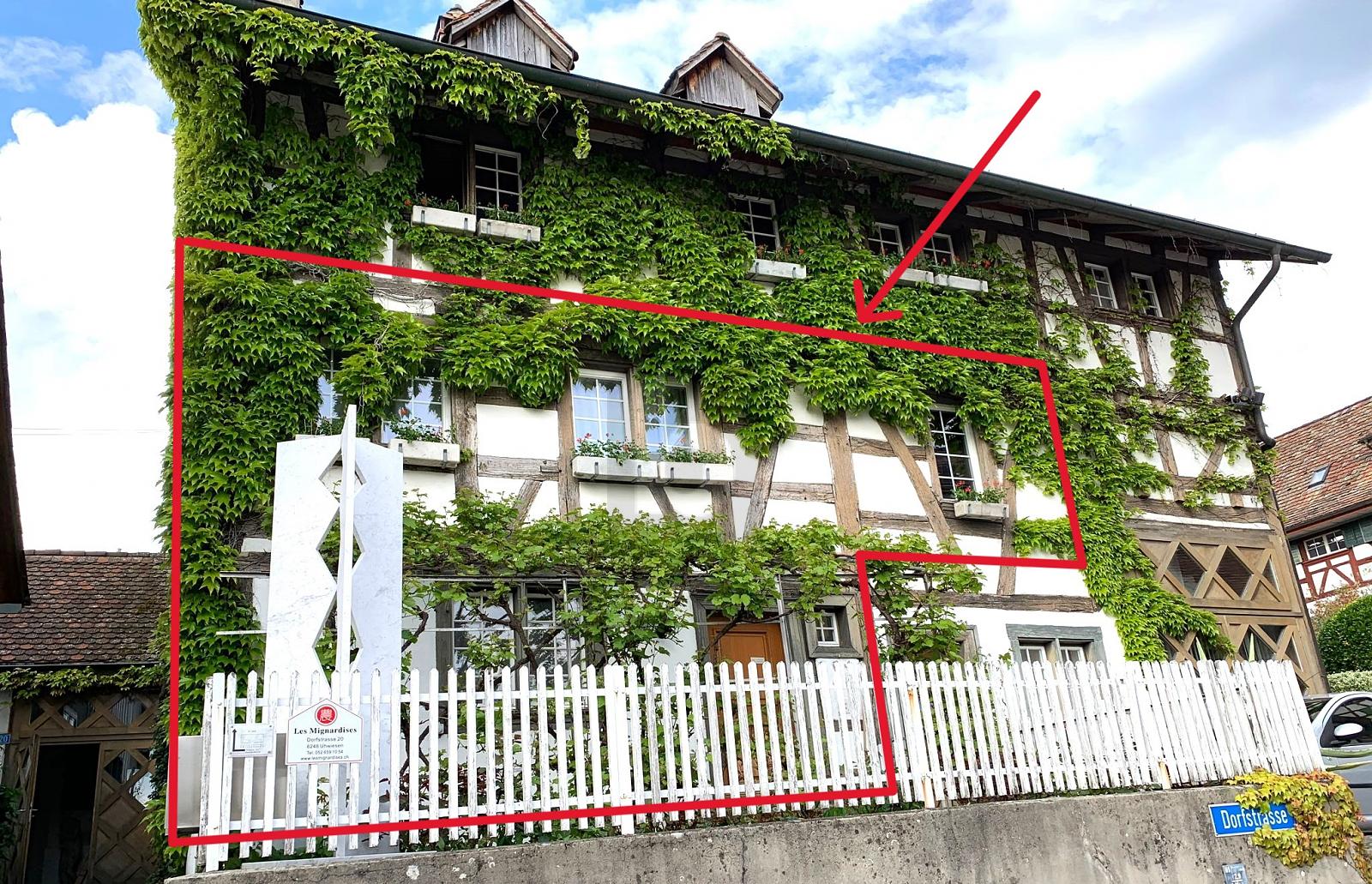 KOMPLETT MÖBLIERT MIT SONNENTERRASSE UND GARTEN - 0