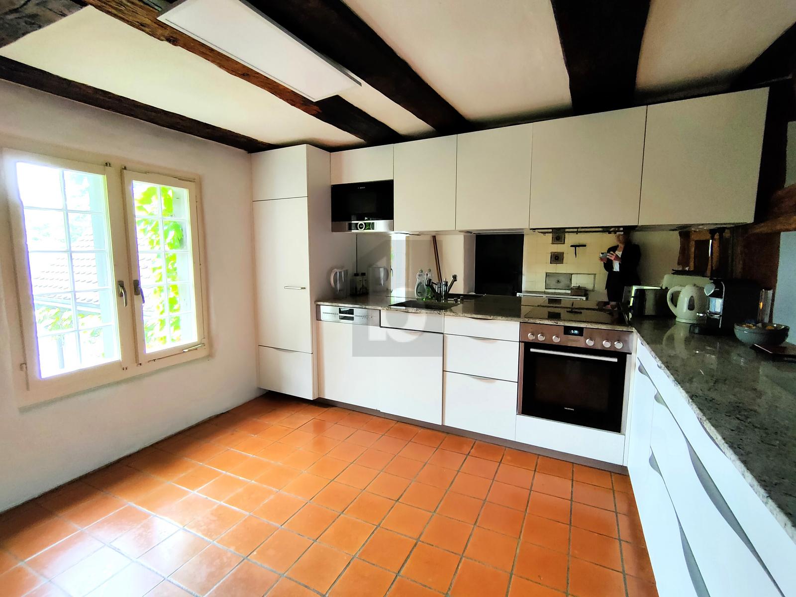 KOMPLETT MÖBLIERT MIT SONNENTERRASSE UND GARTEN - 2