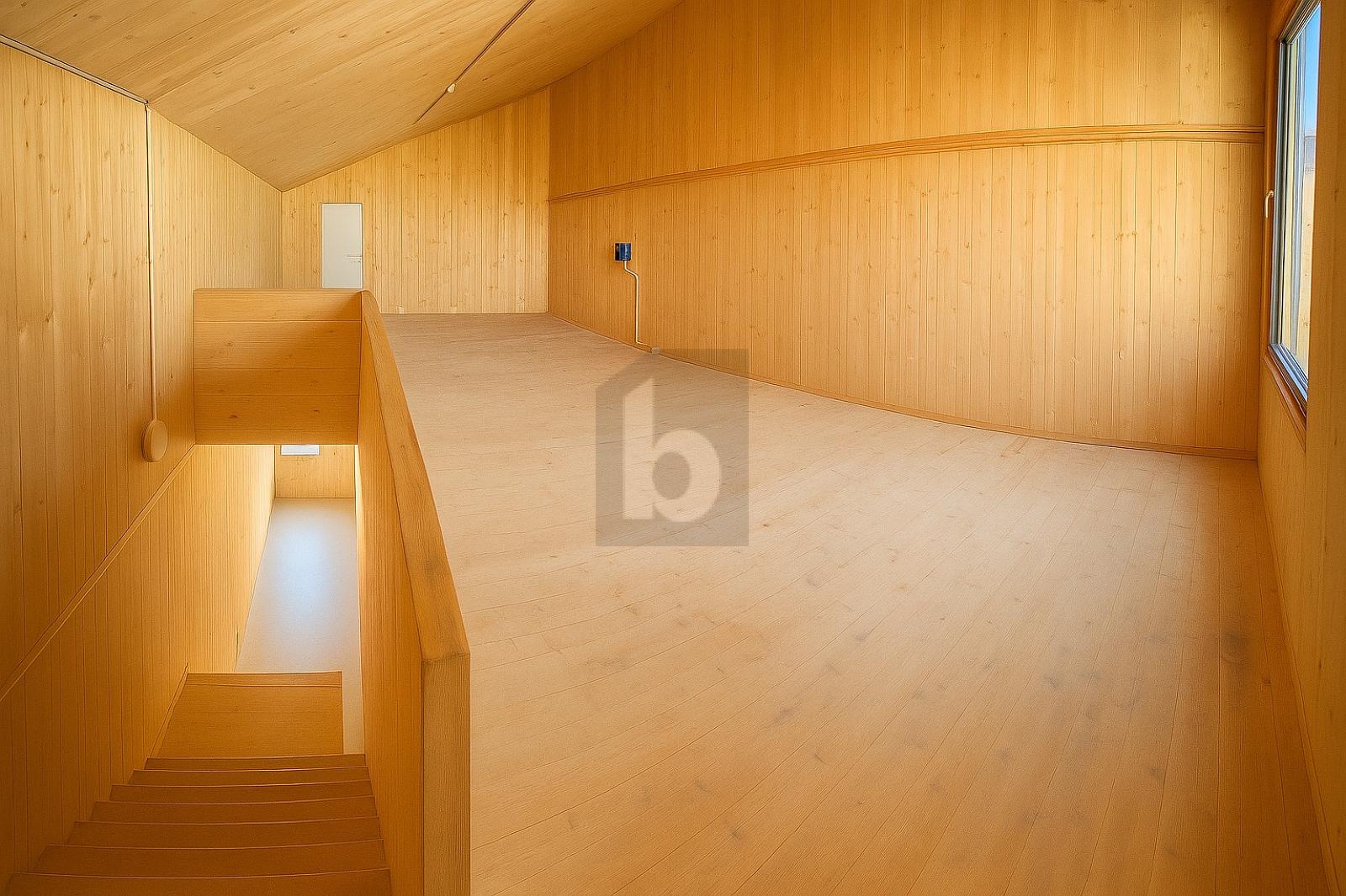 LOCAL INDUSTIEL MODERNE ET ÉQUIPÉE - 2