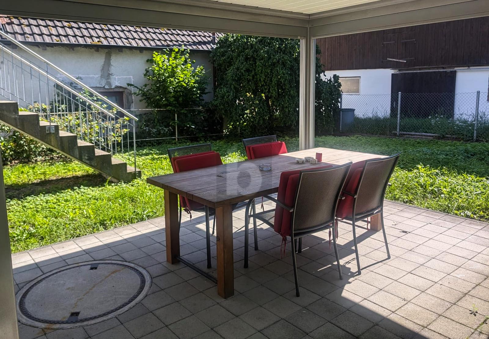 RUHIG UND LÄNDLICH - 2