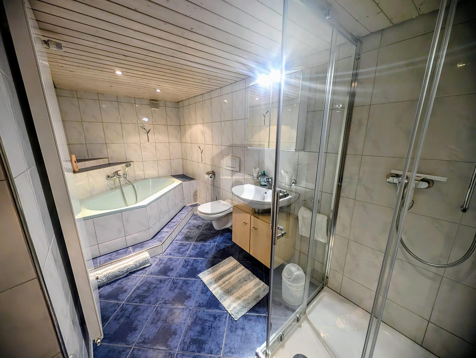 RUHIG UND LÄNDLICH - 4