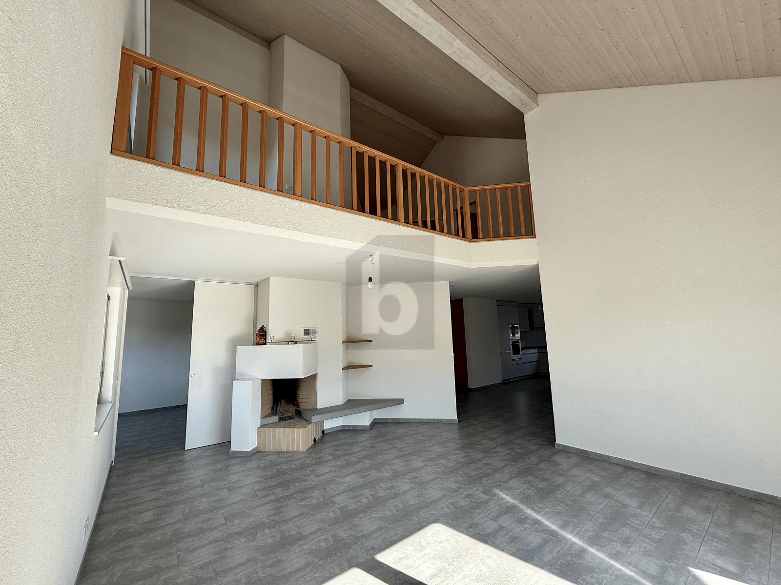 ELEGANT UND GROSS MIT VIEL PLATZ - 2