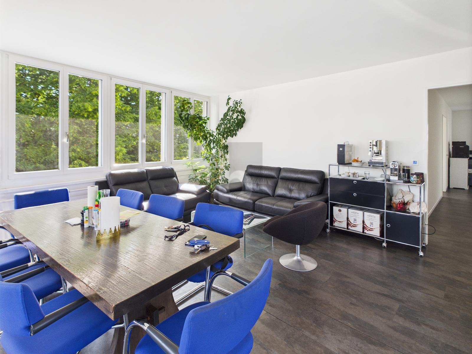 IM HERZEN VON WALLISELLEN - 4