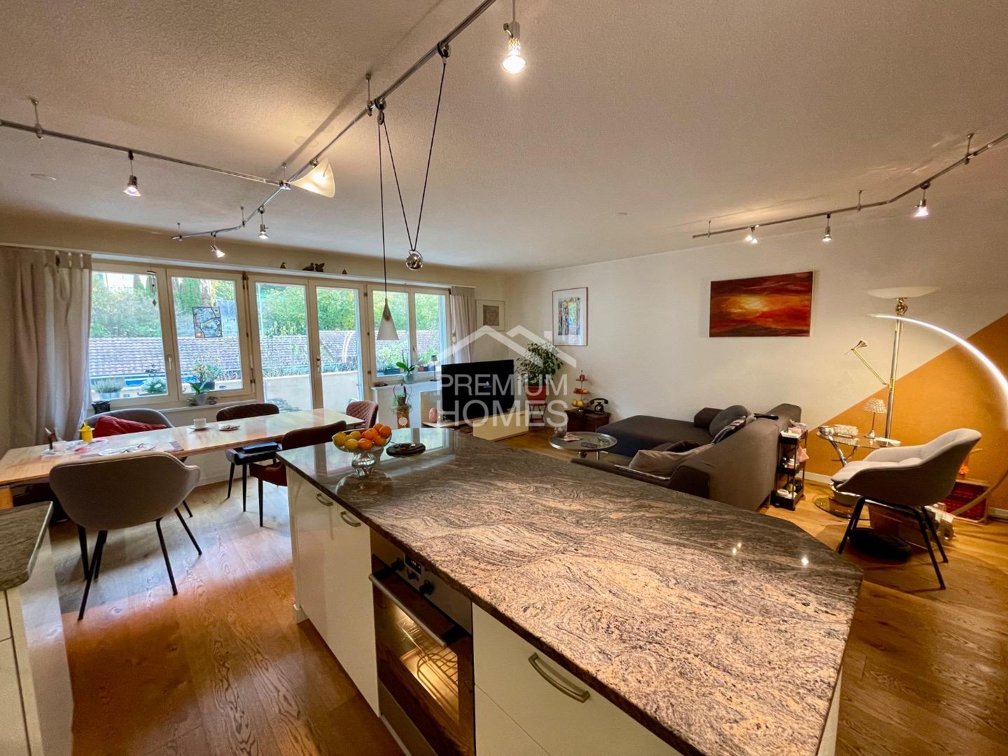 Grosszügige Wohnung mit Hobbyraum - 2