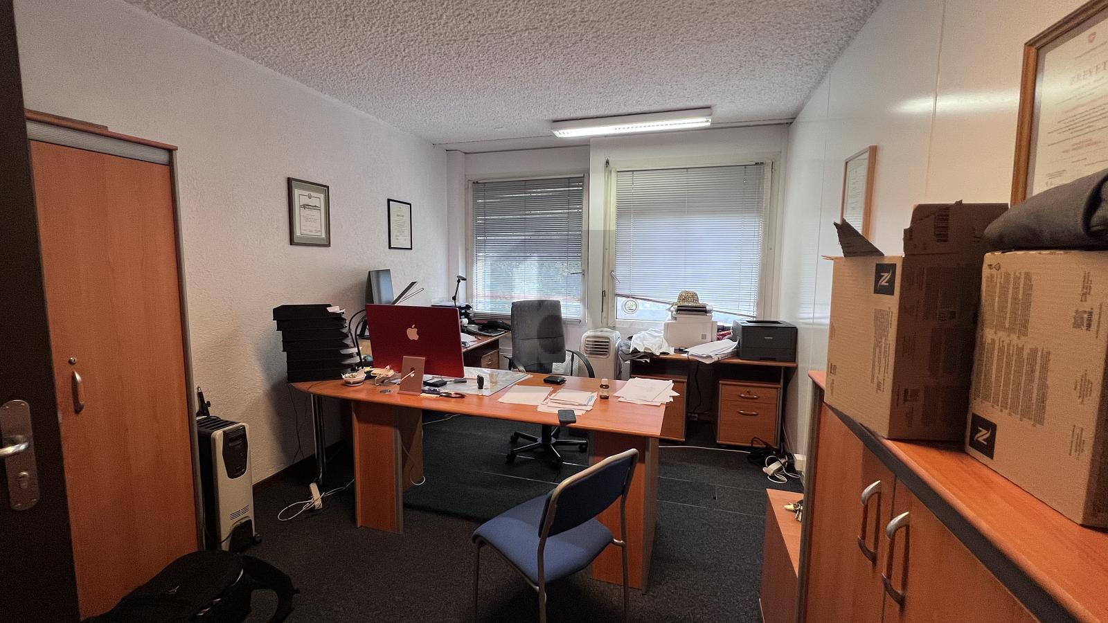 ESPACE DE BUREAUX INTEMPORELS ET PROCHE DU CENTRE - 1