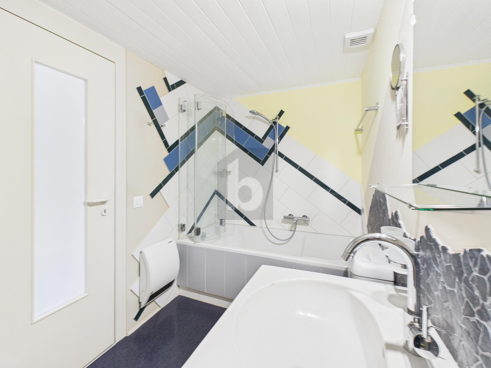 SCHÖNER GARTEN IM STEUERPARADIES - 2