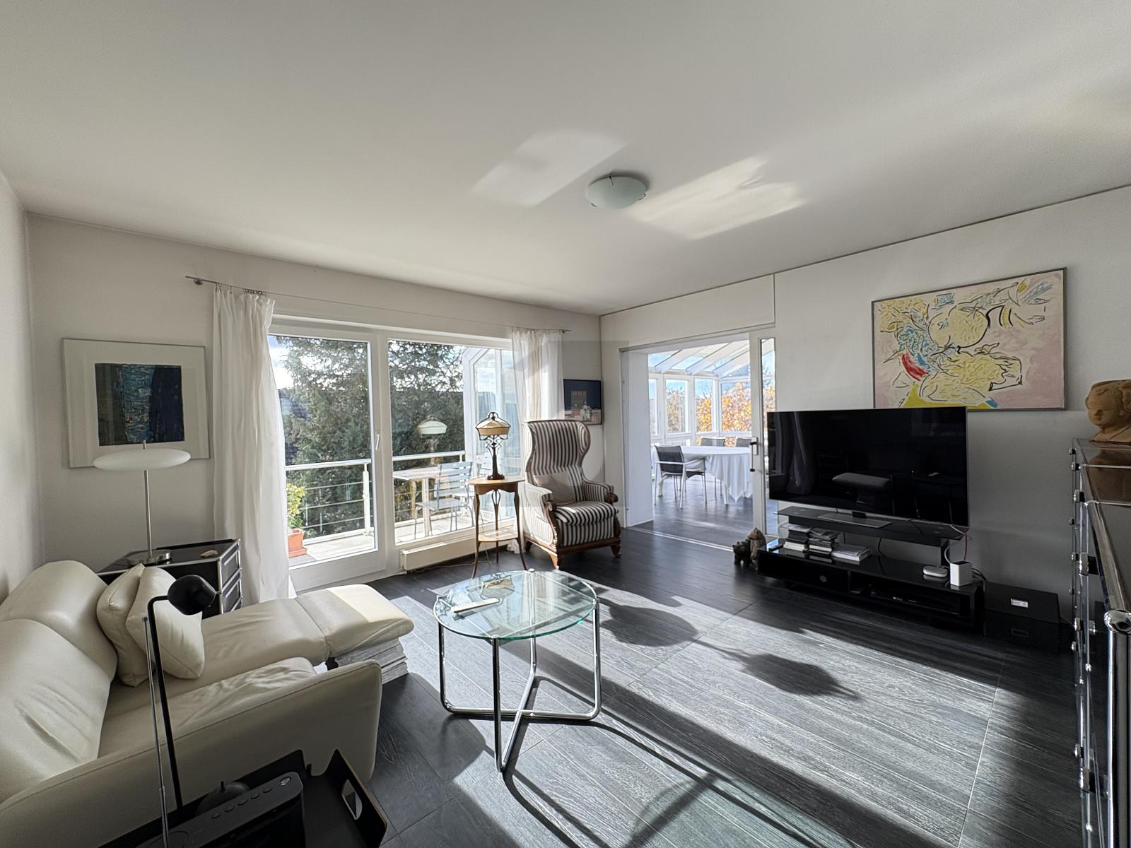 FAMILIENFREUNDLICH MIT VIEL PLATZ UND UMSCHWUNG! - 2