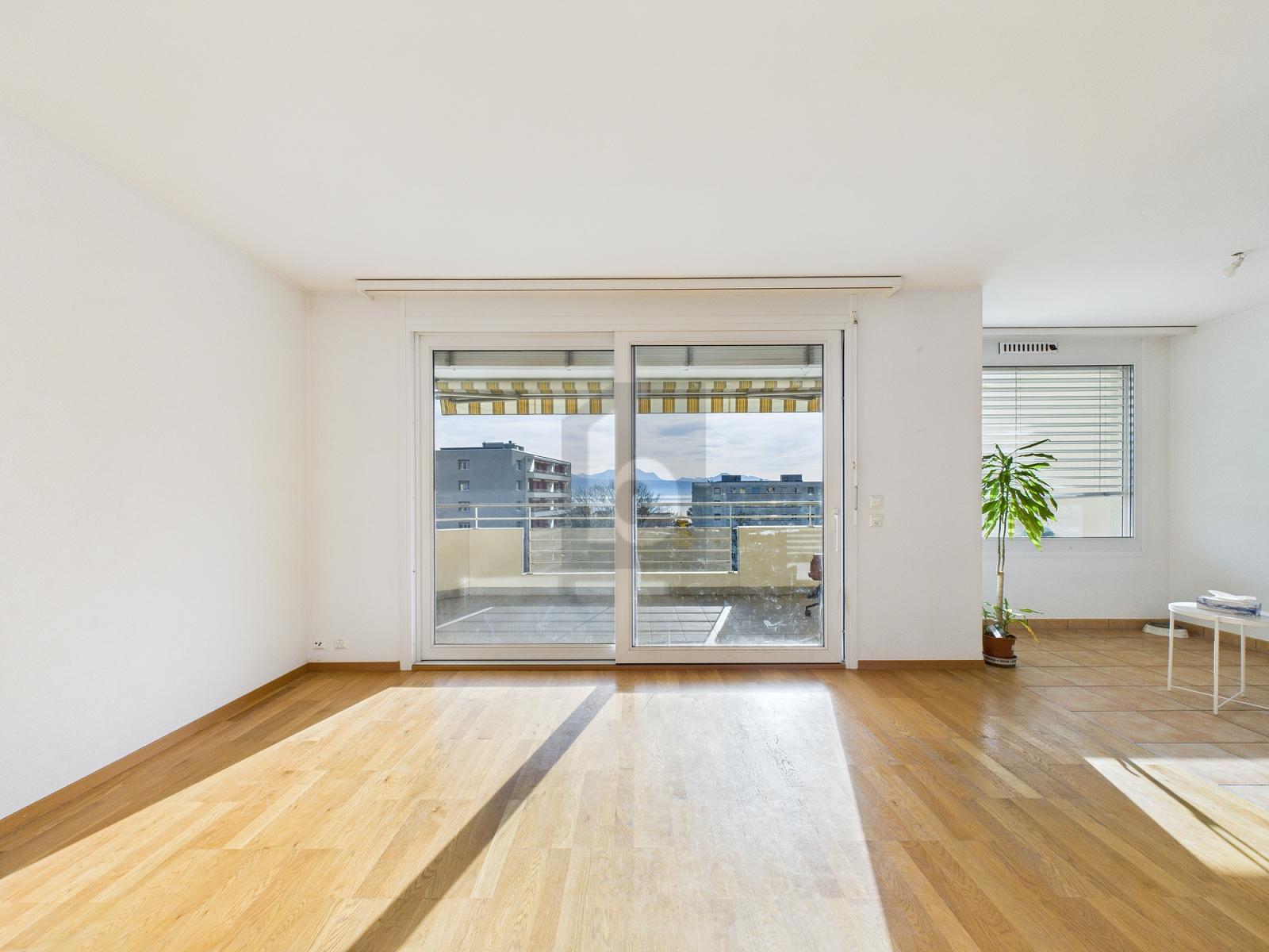 L'ART DE VIVRE FACE AU LAC - 1