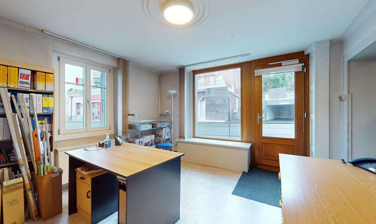 Exklusiv: Kleines Geschäftsgebäude zum Umbau - 3