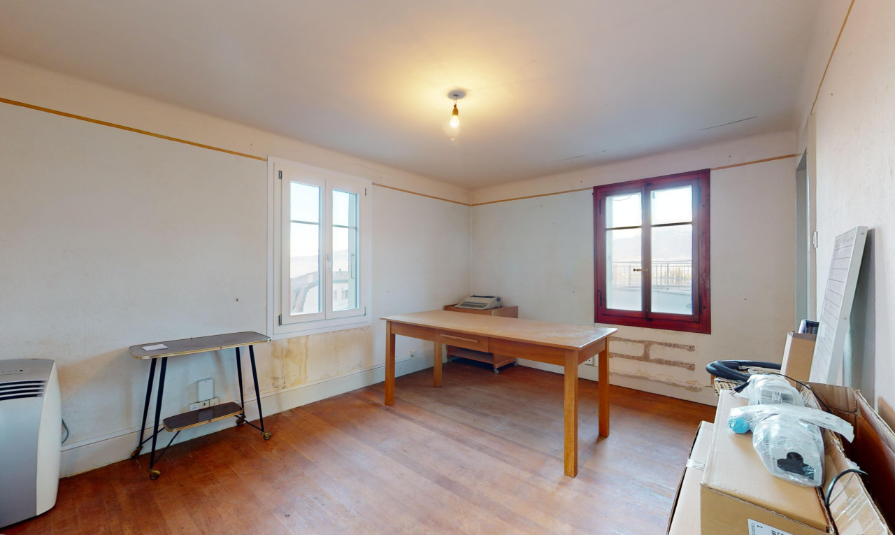 Exklusiv: Kleines Geschäftsgebäude zum Umbau - 8