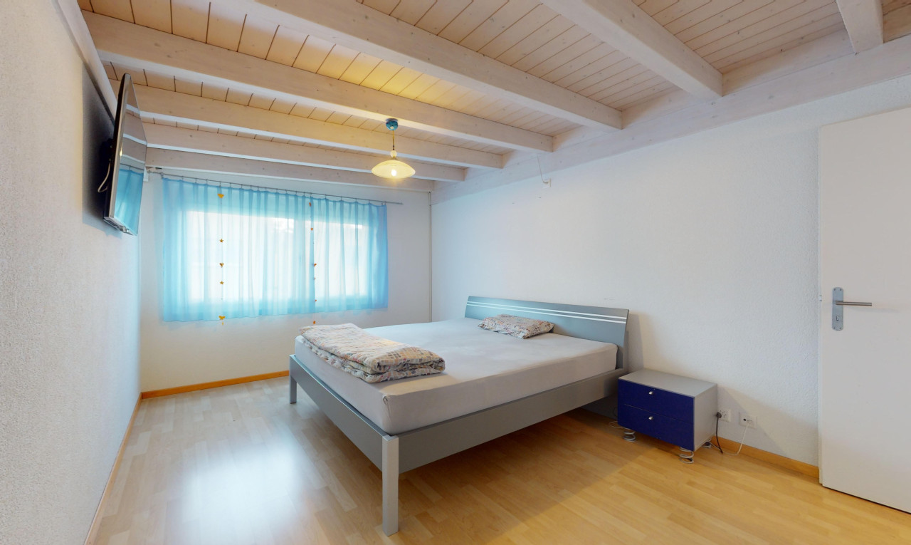 Freistehendes 5.5-Zimmer Einfamilienhaus mit Garten - 9