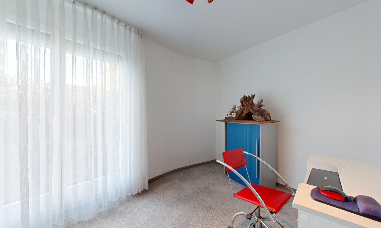 Einfamilienhaus mit ausgefallener Architektur und traumhaftem Ausblick - 7