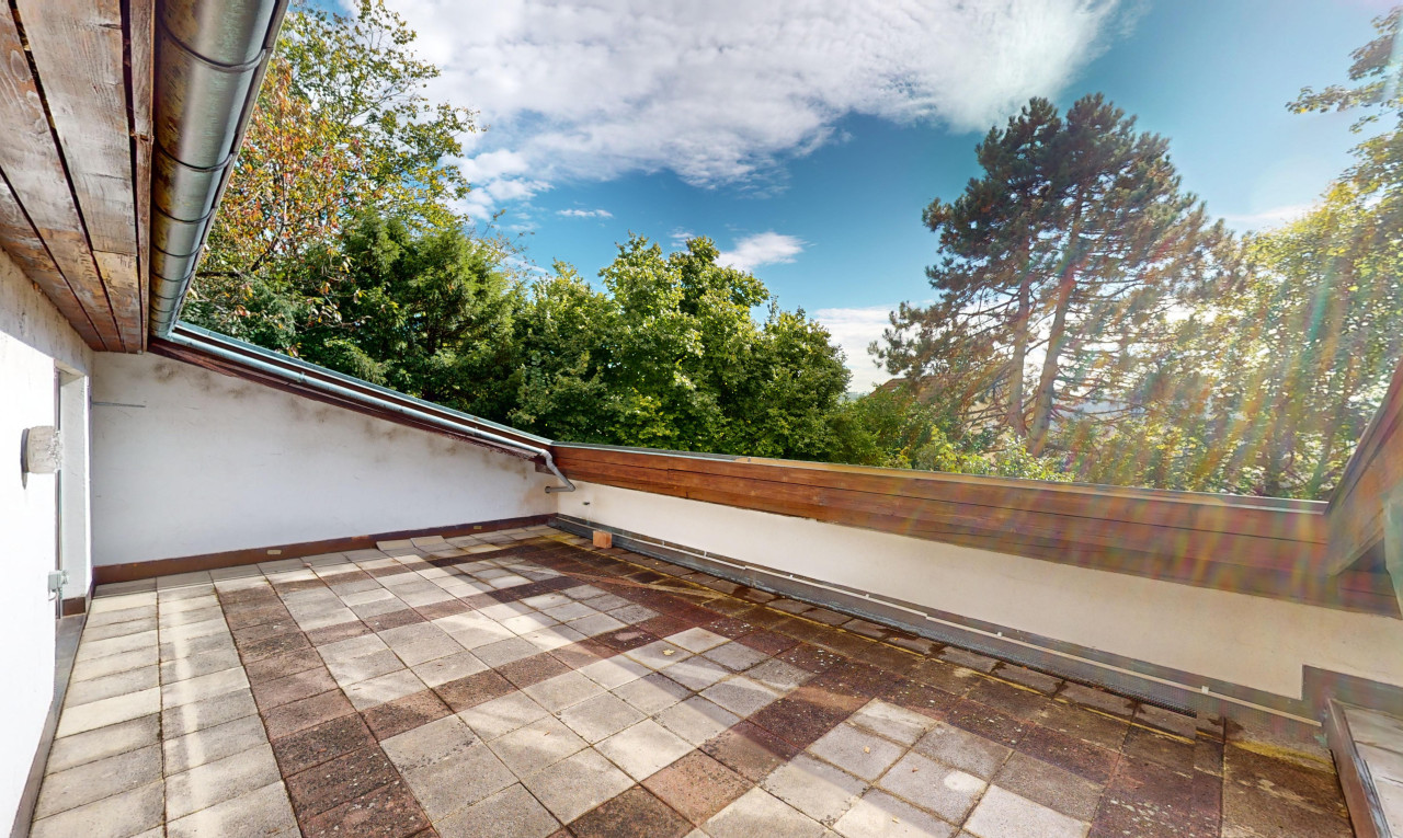 13 Zimmer Villa (502m2) mit Hallenbad, Sauna und Lift an bester Lage - 8