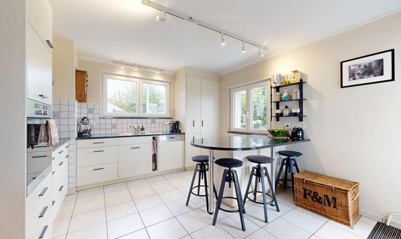 Wunderschöne renovierte Villa mit Seeblick - 9