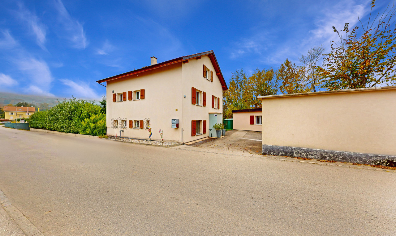Maison individuelle avec appartement indépendant in à Boudry - 1
