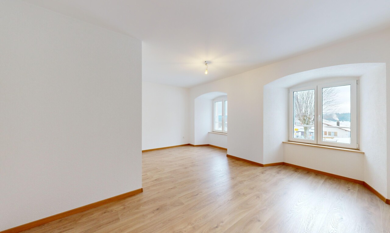 Wunderschöne 5.5p im Dachgeschoss in einem historischen Gebäude! - 8