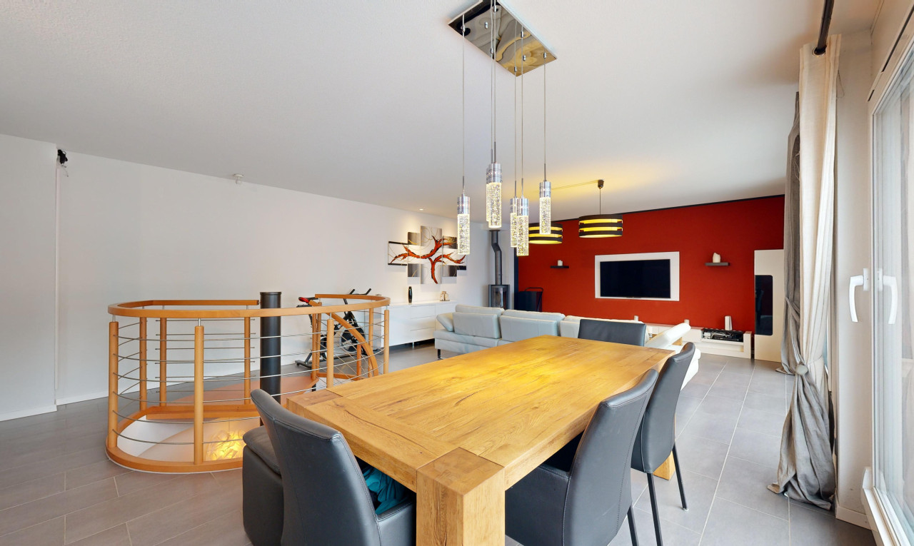 Exklusives Duplex mit renovierter Terrasse in Geneveys-sur-Coffrane - 3