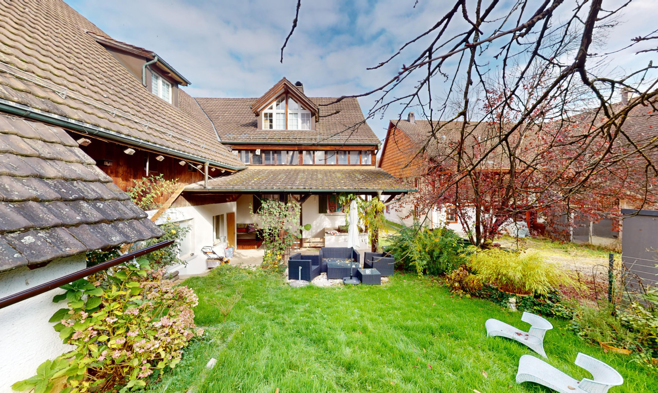 Grosszügiges und vollvermietetes Mehrfamilienhaus mit Gewerbeeinheit - 4