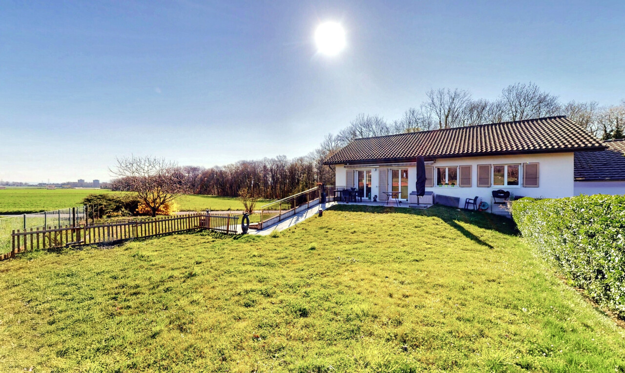 Maison mitoyenne d'angle in à Coinsins - 4