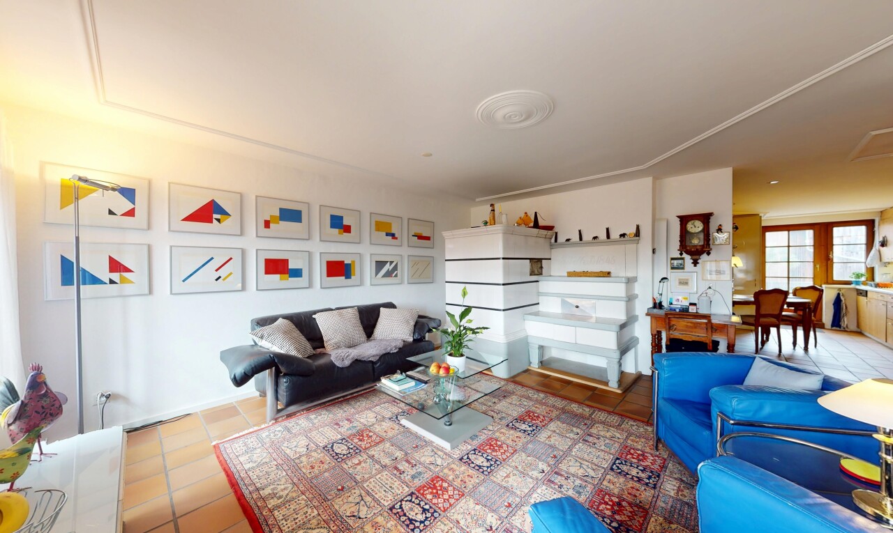 Sonnige 4.5-Zimmer Wohnung inklusive Parkplatz - 0