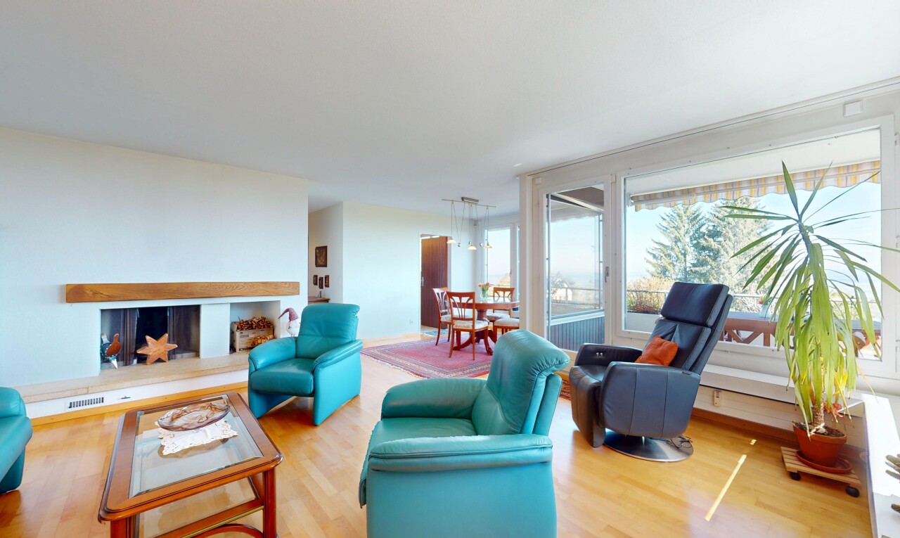 Grosszügige Terrassenwohnung mit herrlicher Aussicht in Evilard - 3