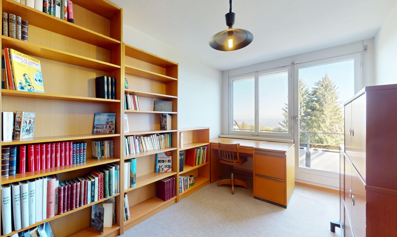 Grosszügige Terrassenwohnung mit herrlicher Aussicht in Evilard - 8