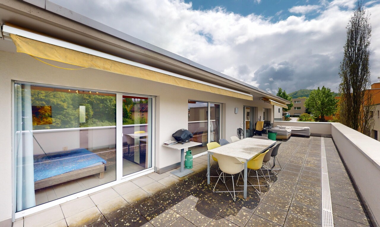 Moderne Wohnung mit grossem Balkon - 8