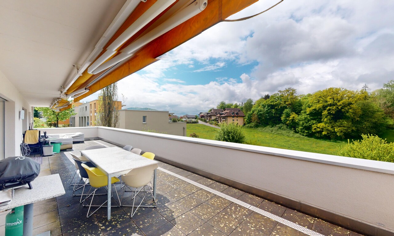 Moderne Wohnung mit grossem Balkon - 9